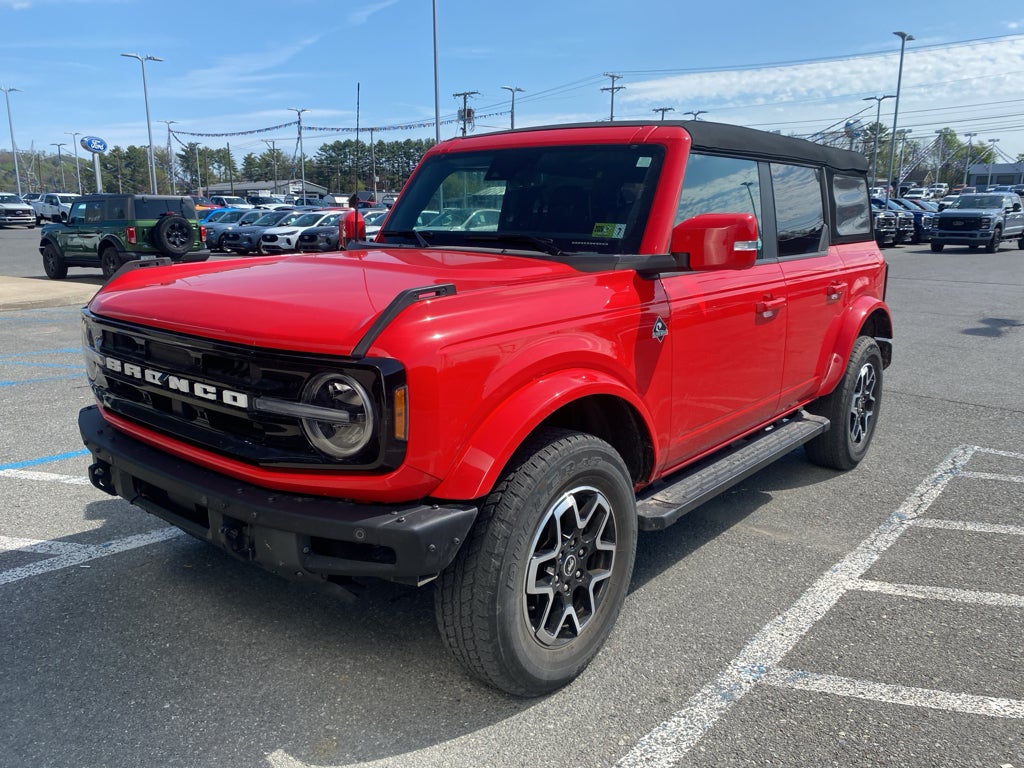 2024 Ford Bronco Outer Banks 4x4's photo
