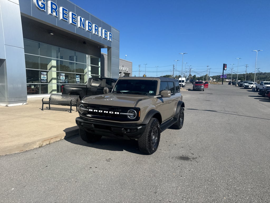 2025 Ford Bronco Outer Banks