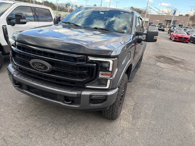 2022 Ford F-350 LARIAT