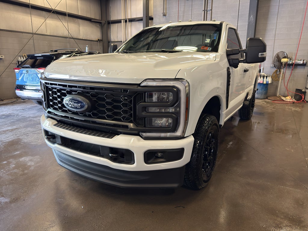 2025 Ford F-350 XL 4x4 Regular Cab 8' Box SRW's photo