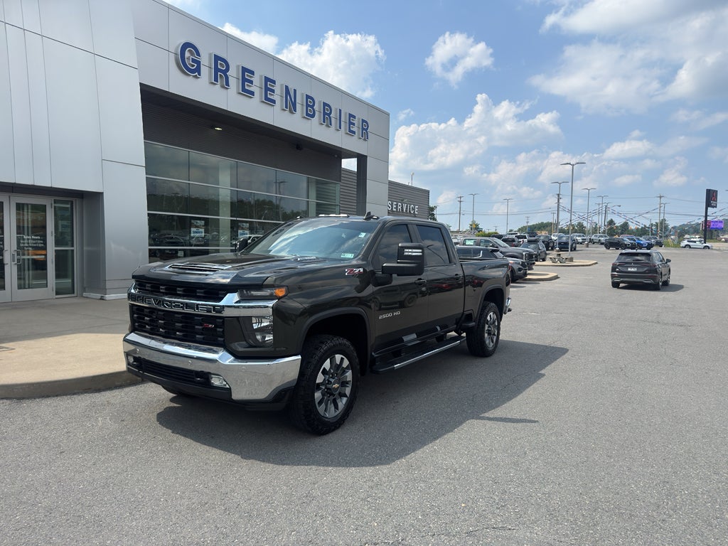 2022 Chevrolet Silverado LT