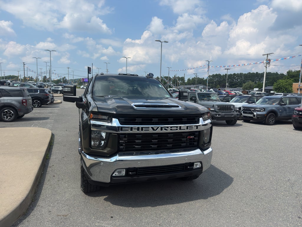 2022 Chevrolet Silverado LT