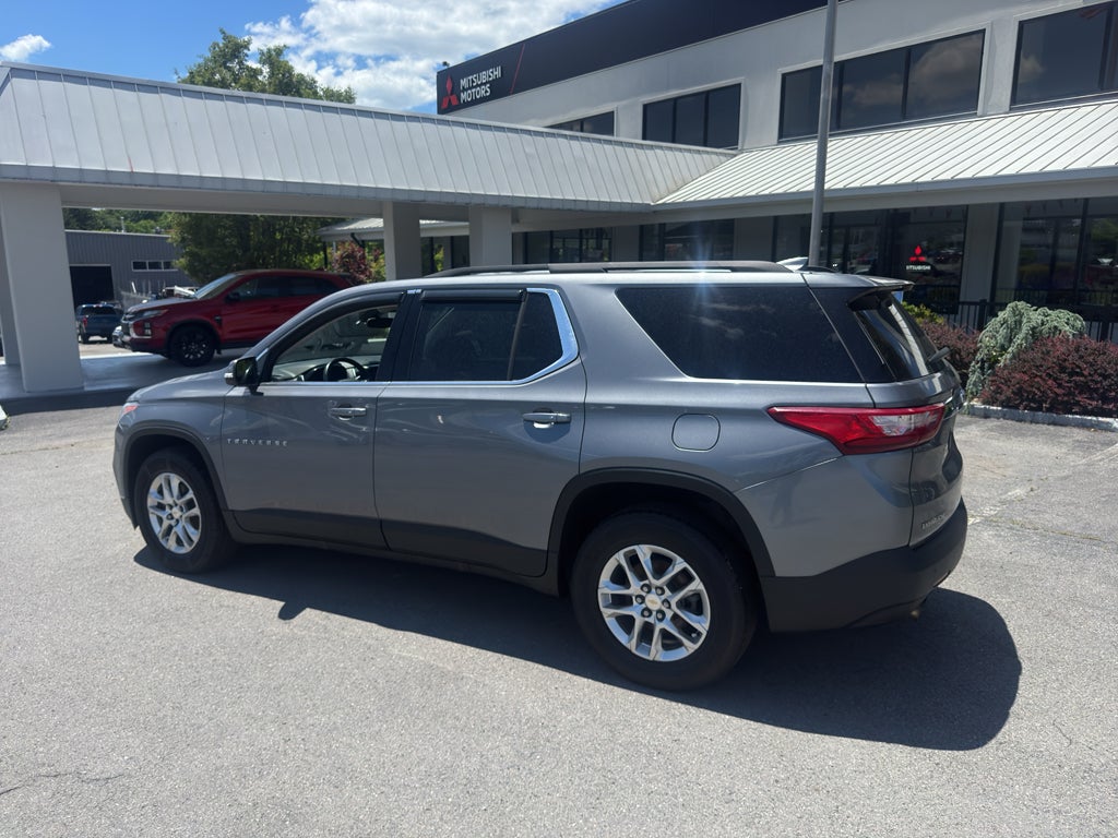 2021 Chevrolet Traverse LT Cloth