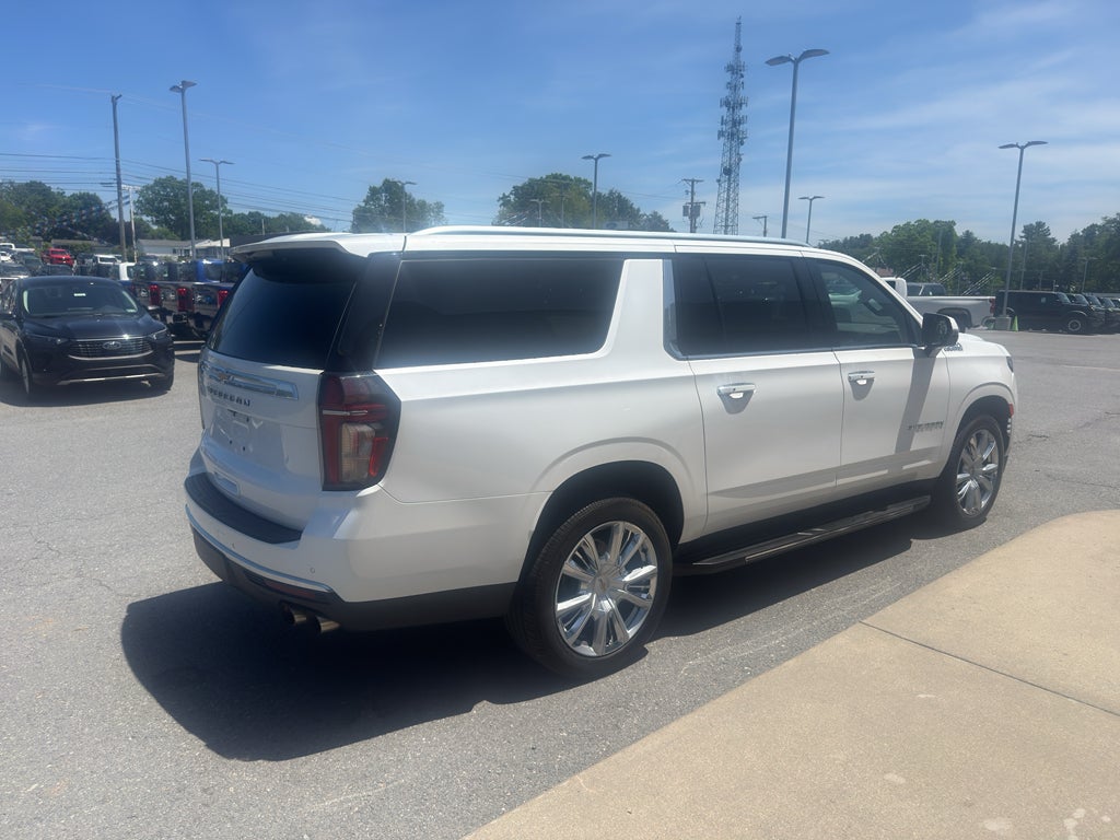 2023 Chevrolet Suburban High Country