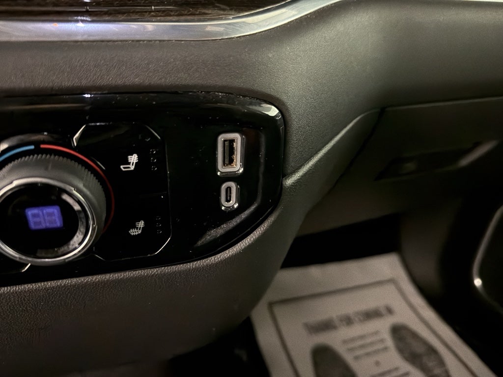 2023 Chevrolet Silverado RST