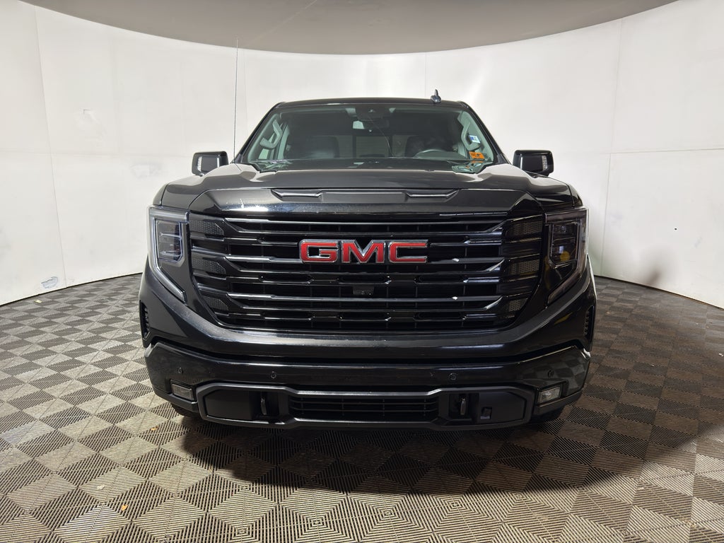 2025 GMC Sierra Elevation