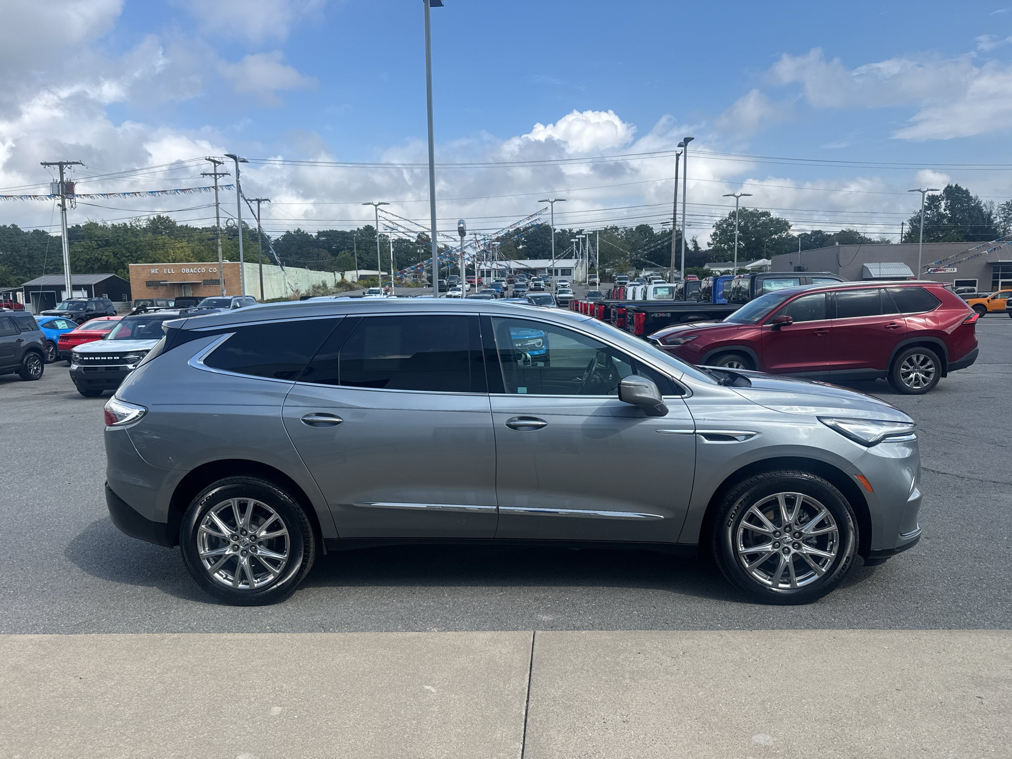 2023 Buick Enclave Premium