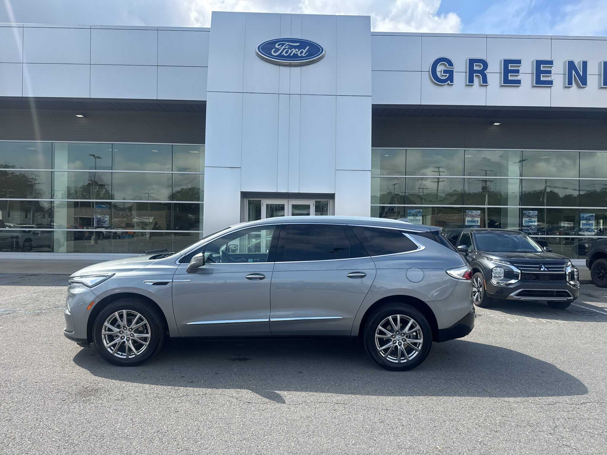 2023 Buick Enclave Premium