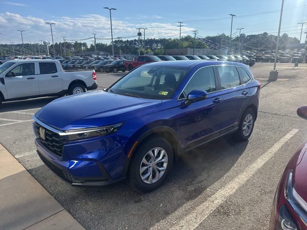 2023 Honda CR-V LX AWD's photo