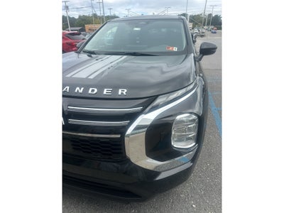 2025 Mitsubishi Outlander ES