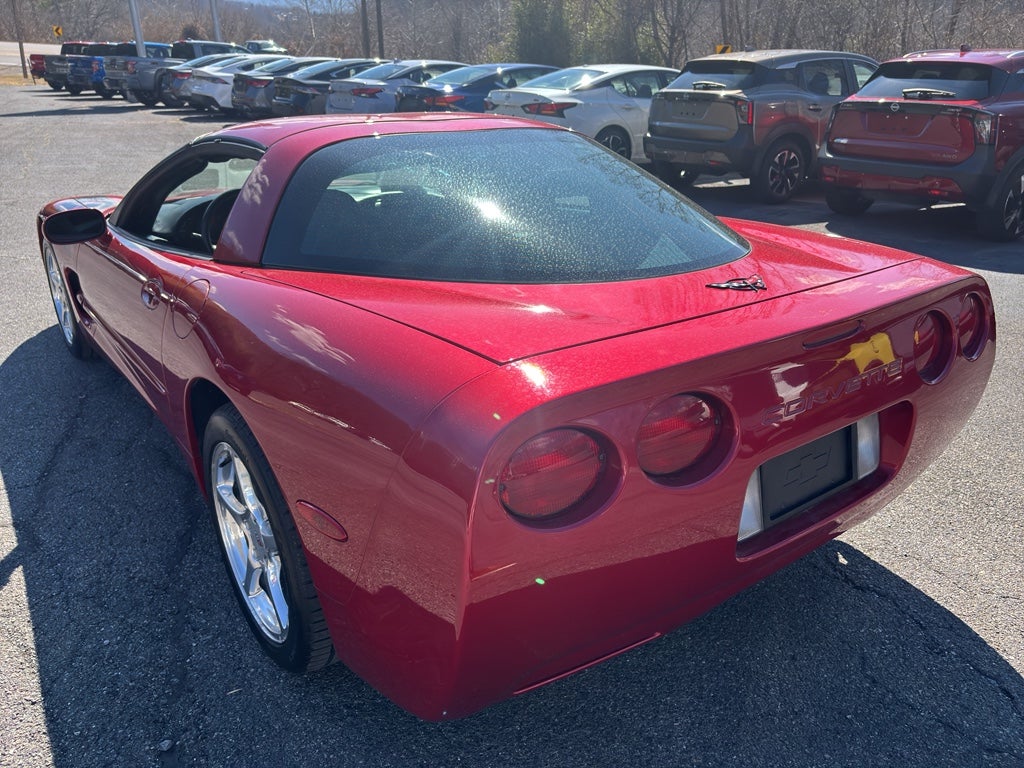 2000 Chevrolet Corvette Base