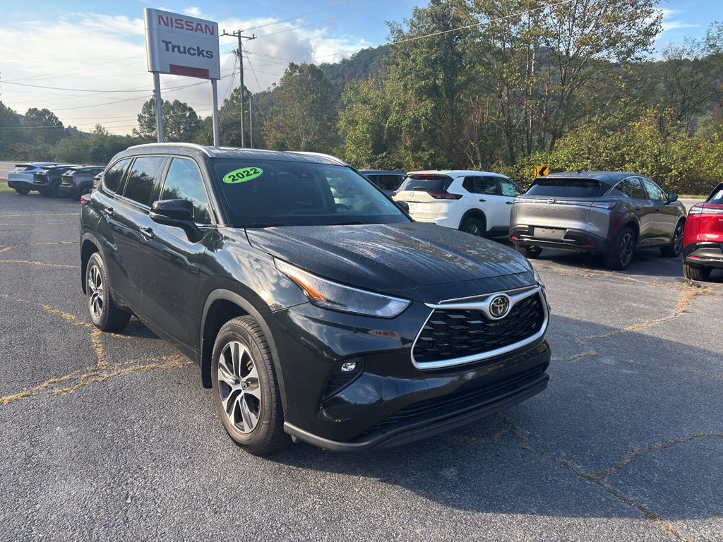 2022 Toyota Highlander XLE