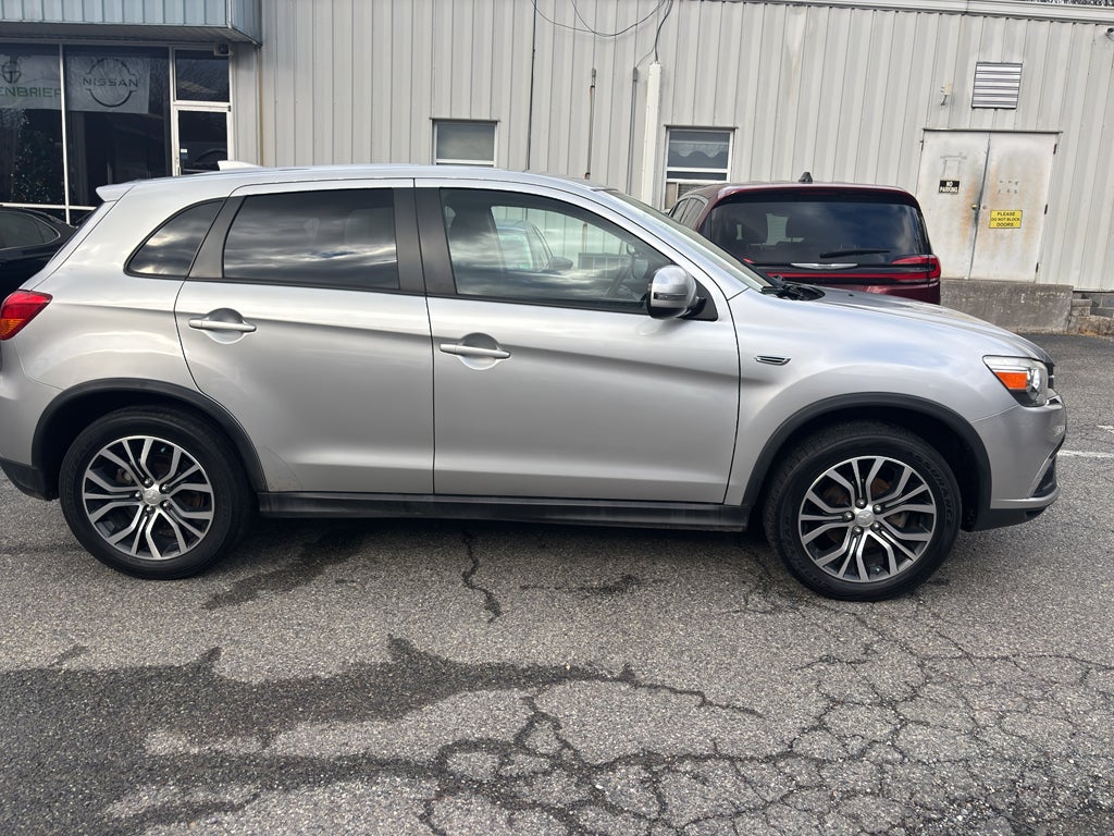 2019 Mitsubishi Outlander Sport ES 2.0
