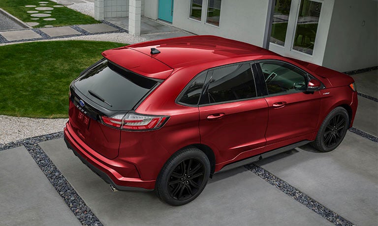 2024 Ford Edge Exterior Parked In A Driveway